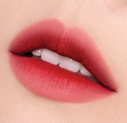 4 Cara Memulihkan Bibir Hitam Akibat Merokok