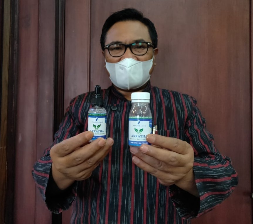 Wakil Wali Kota Malang Bagikan 24 Ribu Botol Ramuan Axxatha Gratis ke Masyarakat, Ini Manfaatnya