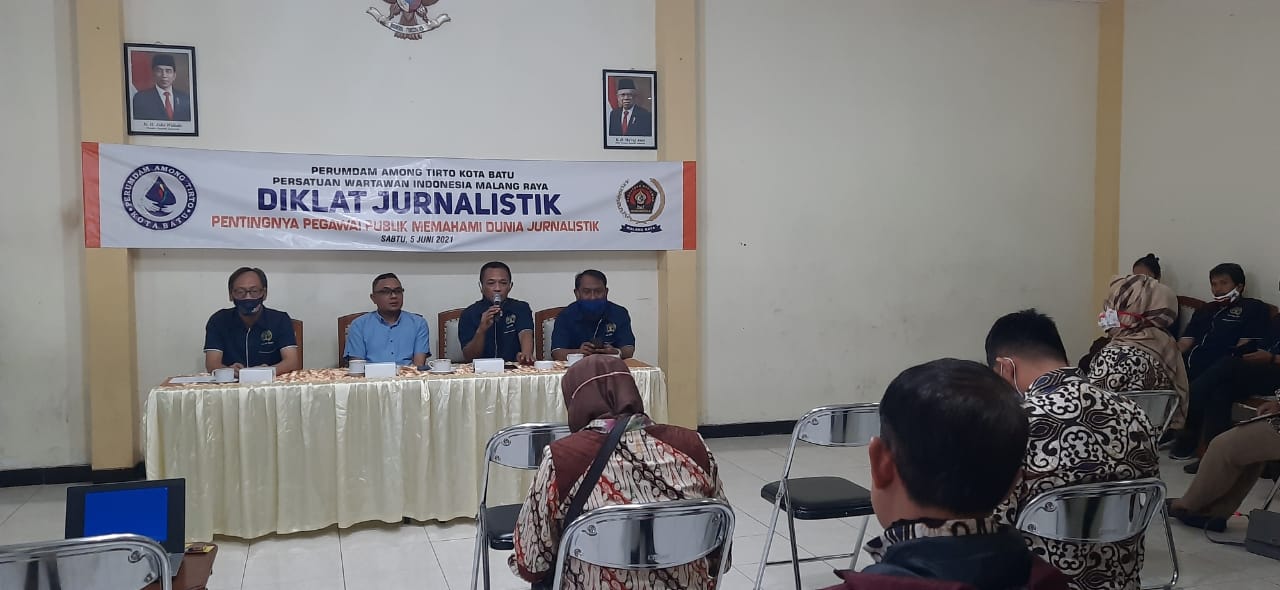 PWI Malang Raya Ajak Perumdam Among Tirto Kota Batu Perangi Wartawan Abal-abal