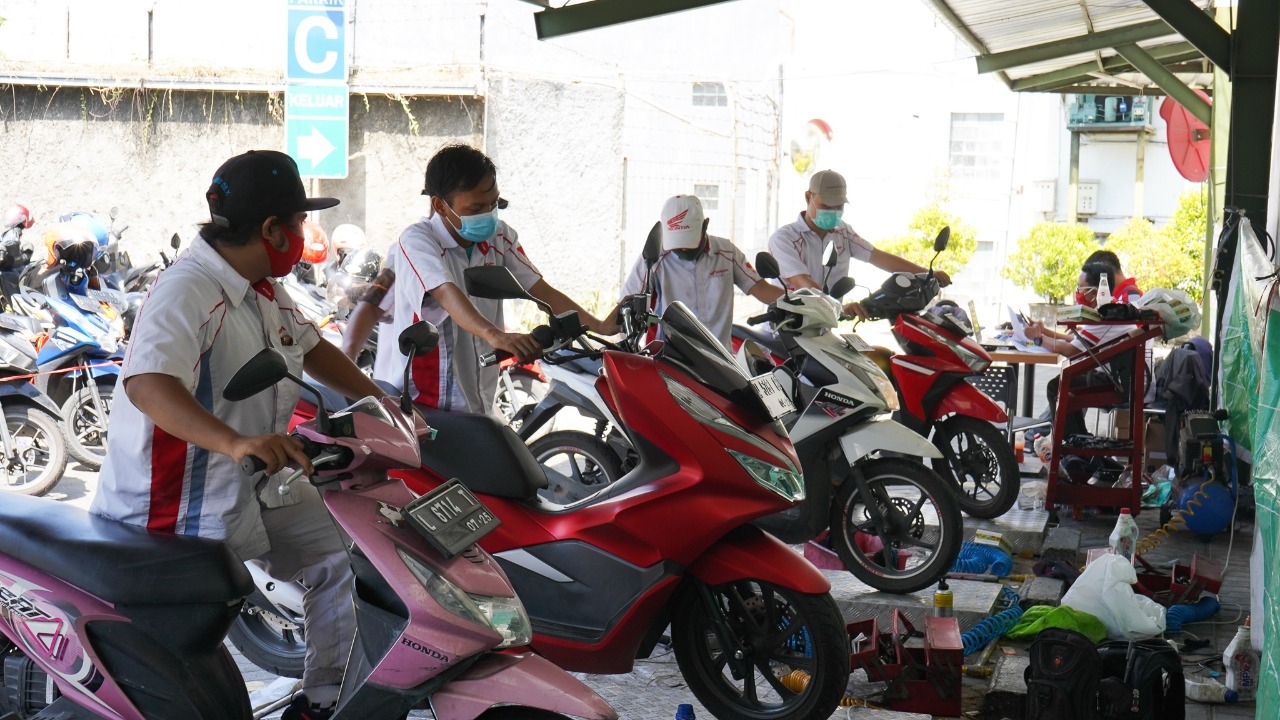 MPM Honda Jatim Gelar Service Motor Gratis Tenaga Medis di Malang