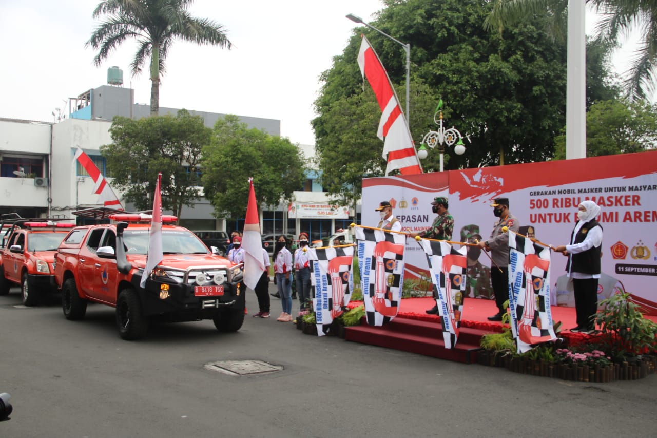 Gerakan Mobil Masker Sebarkan 500.000 Masker di Malang Raya