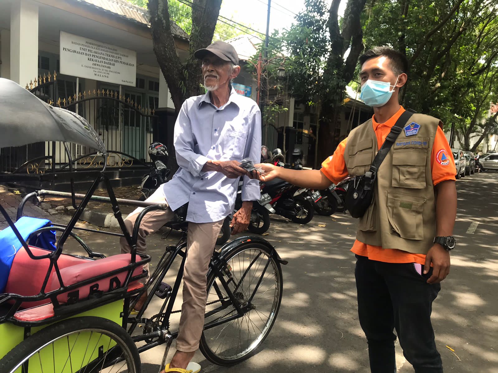 Gerakan Mobil Bermasker, Kota Malang Dapat 25 Ribu Masker Tiap Kecamatan