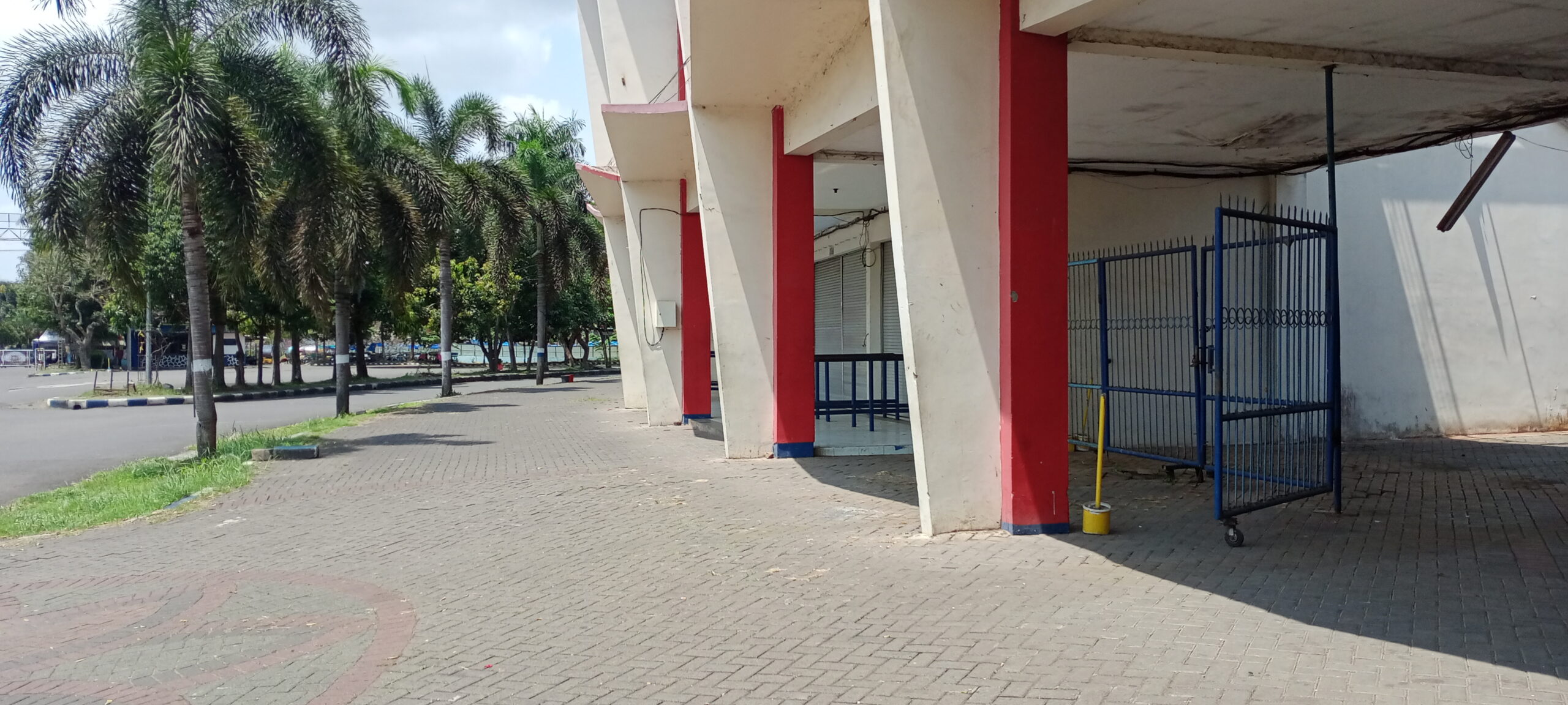 Kadispora Kabupaten Kebingungan Areal Stadion Kanjuruhan Sepi Pedagang