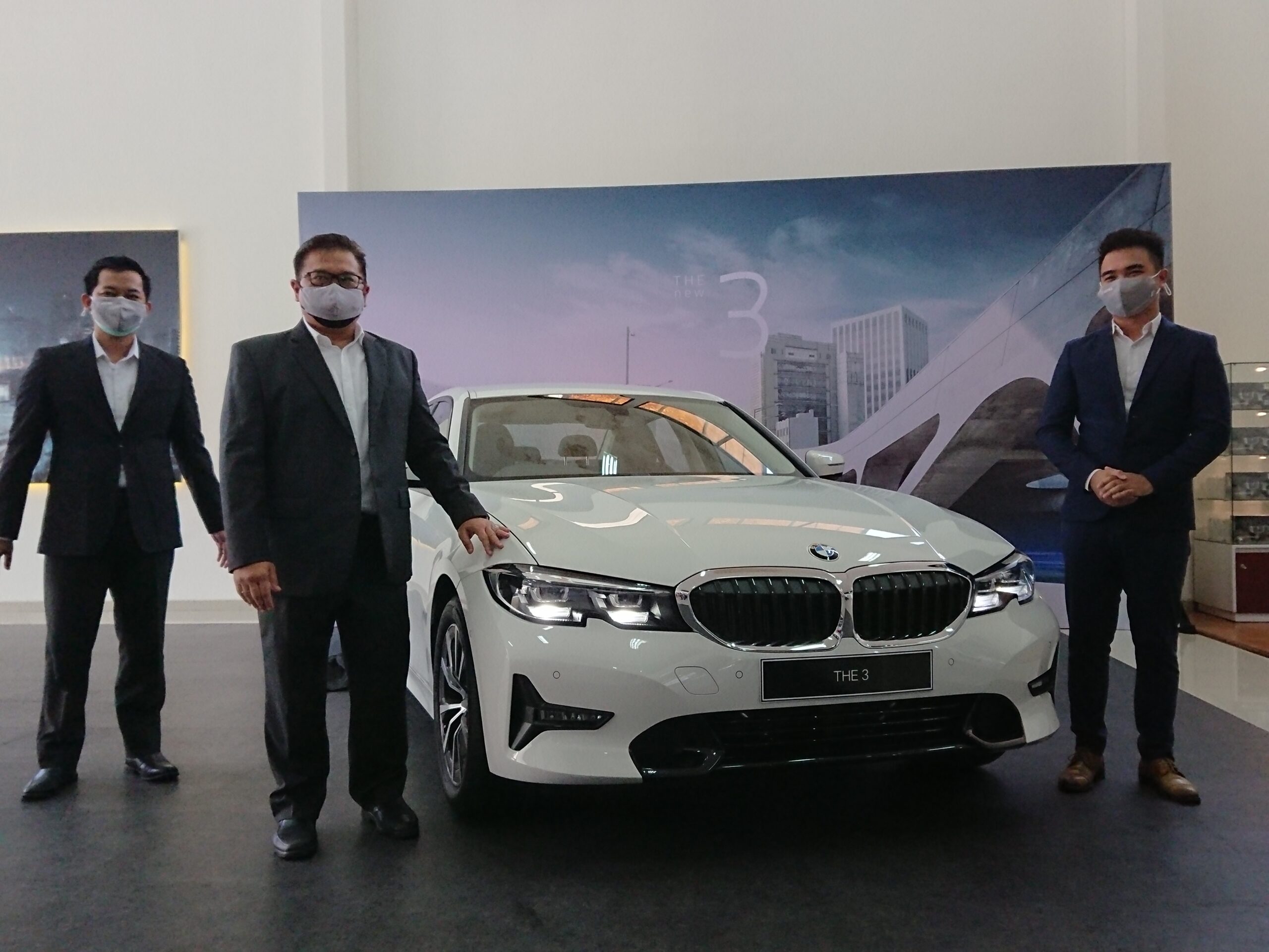 Harga Terjangkau, BMW Kenalkan Seri 320i Dynamic
