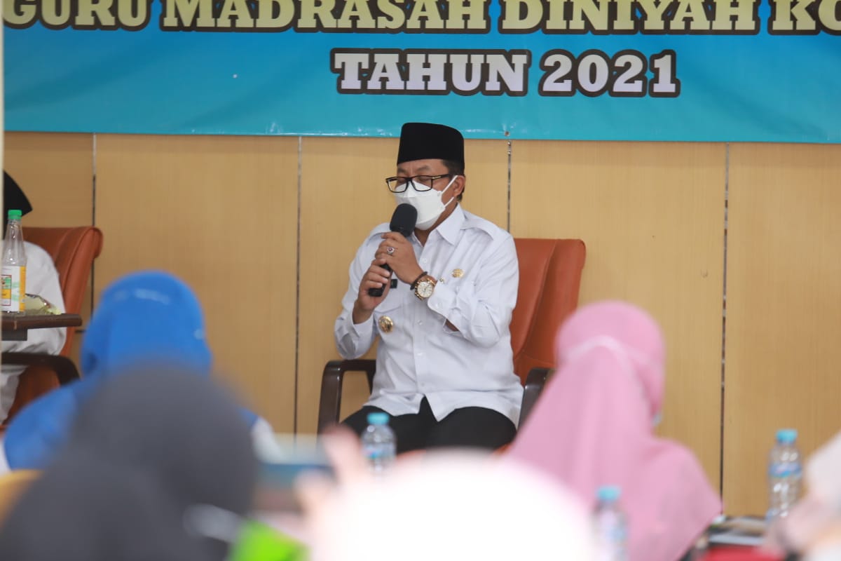 Sutiaji Masifkan Gerakan Baca Kitab Kuning