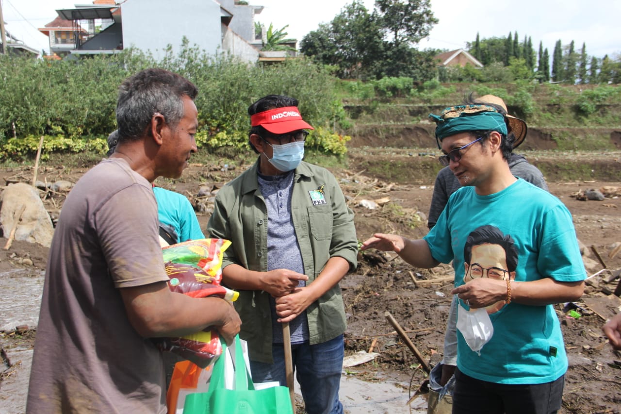 Peduli Korban Banjir Bandang di Batu, Cak Udin Kerahkan Relawan dan Bantuan