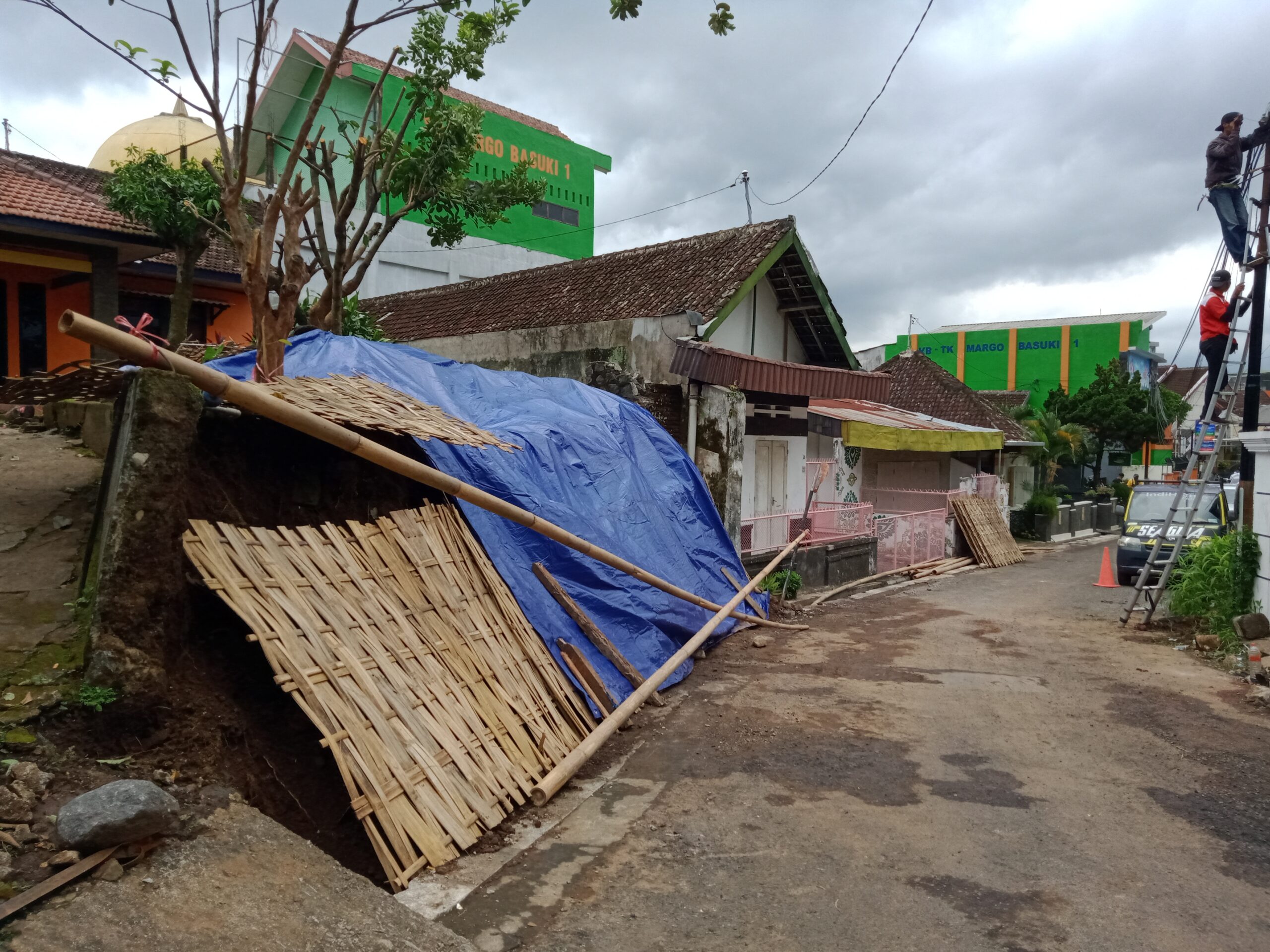 Sempat Jalani Operasi, Korban Tertimpa Tembok Pagar Dalam Proses Pemulihan
