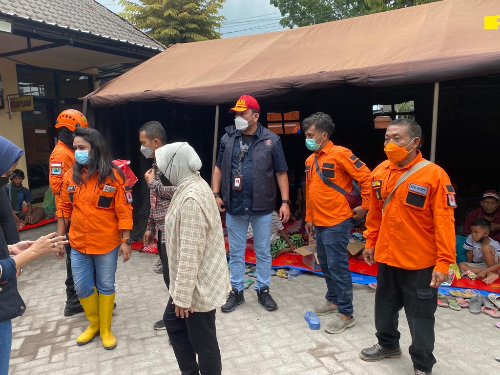 Tim Gabungan BPBD Kota Malang Terjunkan Personel, Bantu Penanganan Pascaerupsi Gunung Semeru