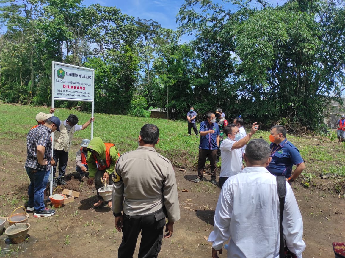 Pemkot Malang Pasang Papan Peringatan Amankan Aset