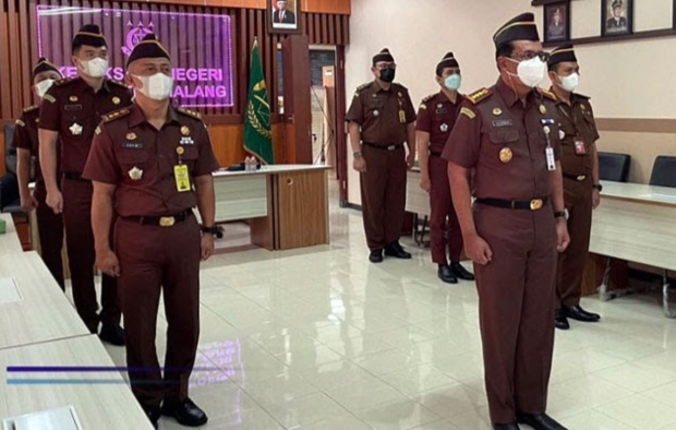 Edi Handojo Serahkan Jabatan Kajari Kabupaten Malang ke Diah Yuliastuti