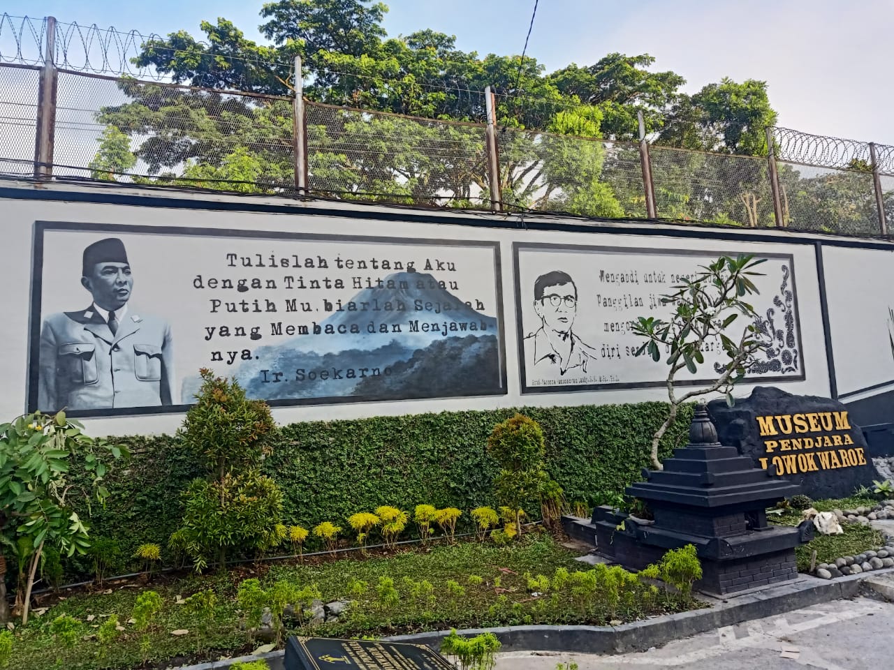 Dinding Museum Pendjara Lowokwaroe Malang Dipercantik Lukisan Soekarno