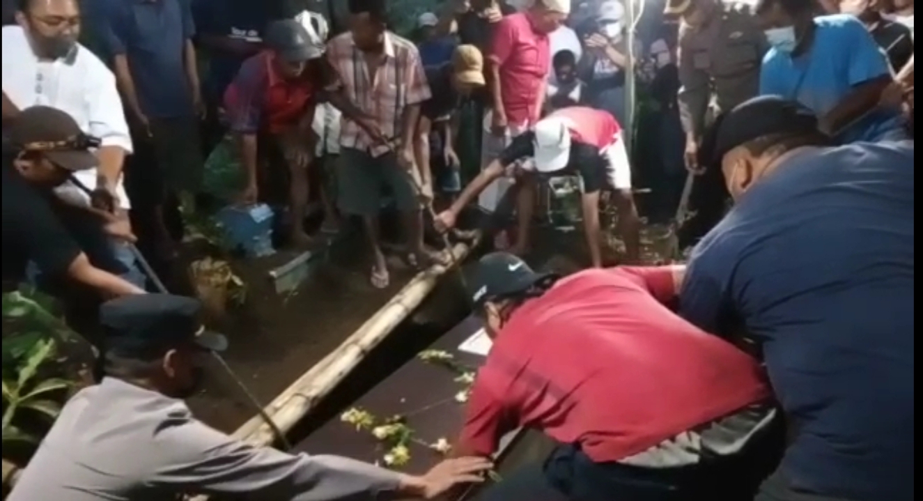 Pemakaman AKBP Beni Muhtahir Tanpa Penembakan Salvo