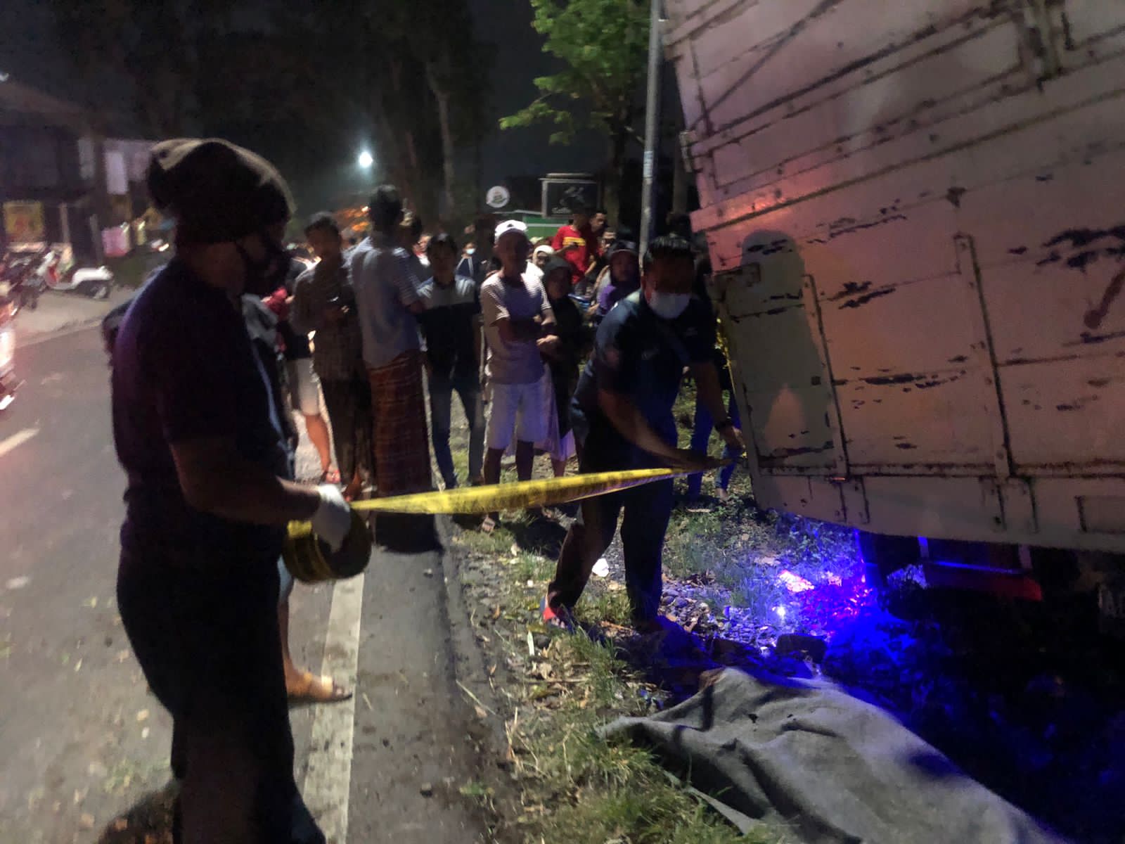 Motor Oleng, Warga Kota Batu Tewas Tabrak Truk di Karangploso