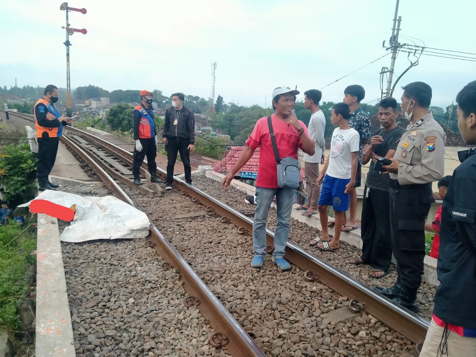 Lansia 74 Tahun Asal Lawang Tewas Tertabrak Kereta Api di Kota Malang