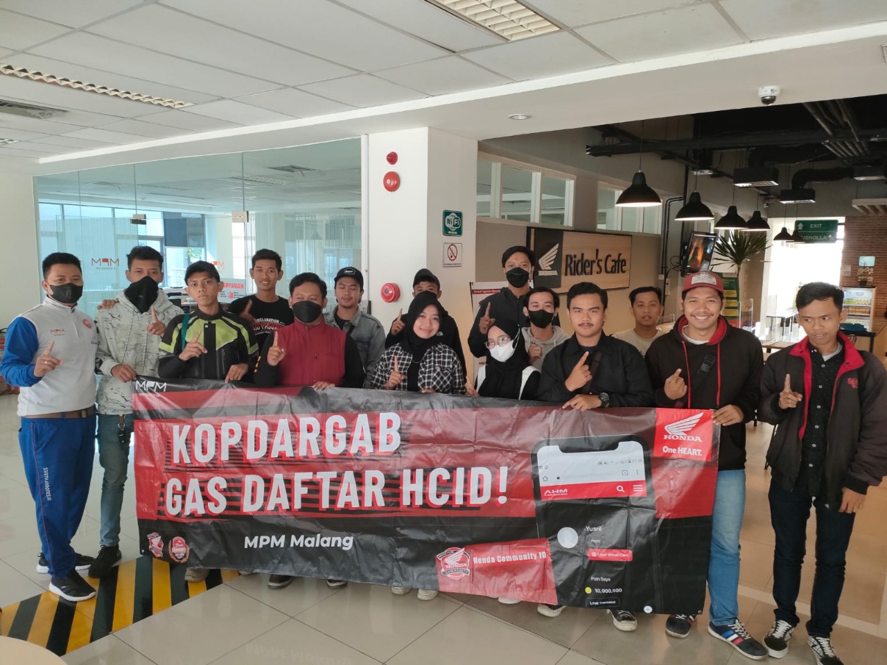 Jelang Jamnas, Puluhan Bikers Honda Kopdar di MPM Riders Café Malang