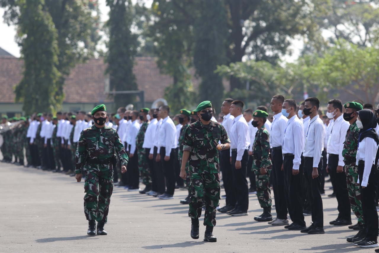 700 Mahasiswa Baru Polinema Ikuti LDK Gelombang I di Dodikjur Rindam V/Brawijaya