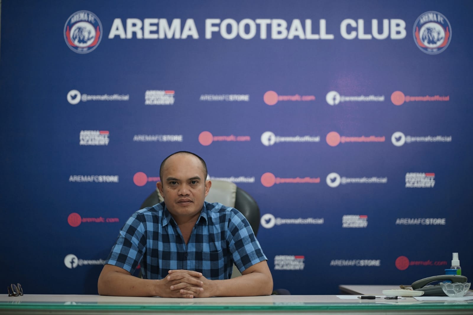 Arema FC Ikuti Program UEFA Assist League Development