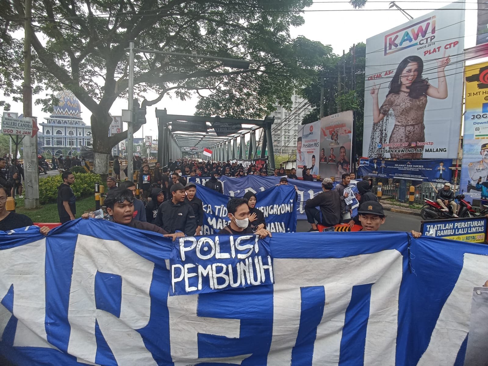 Gerakan Serentak Aremania, Padati Jalan Soekarno-Hatta dan Beberapa Titik Lainnya