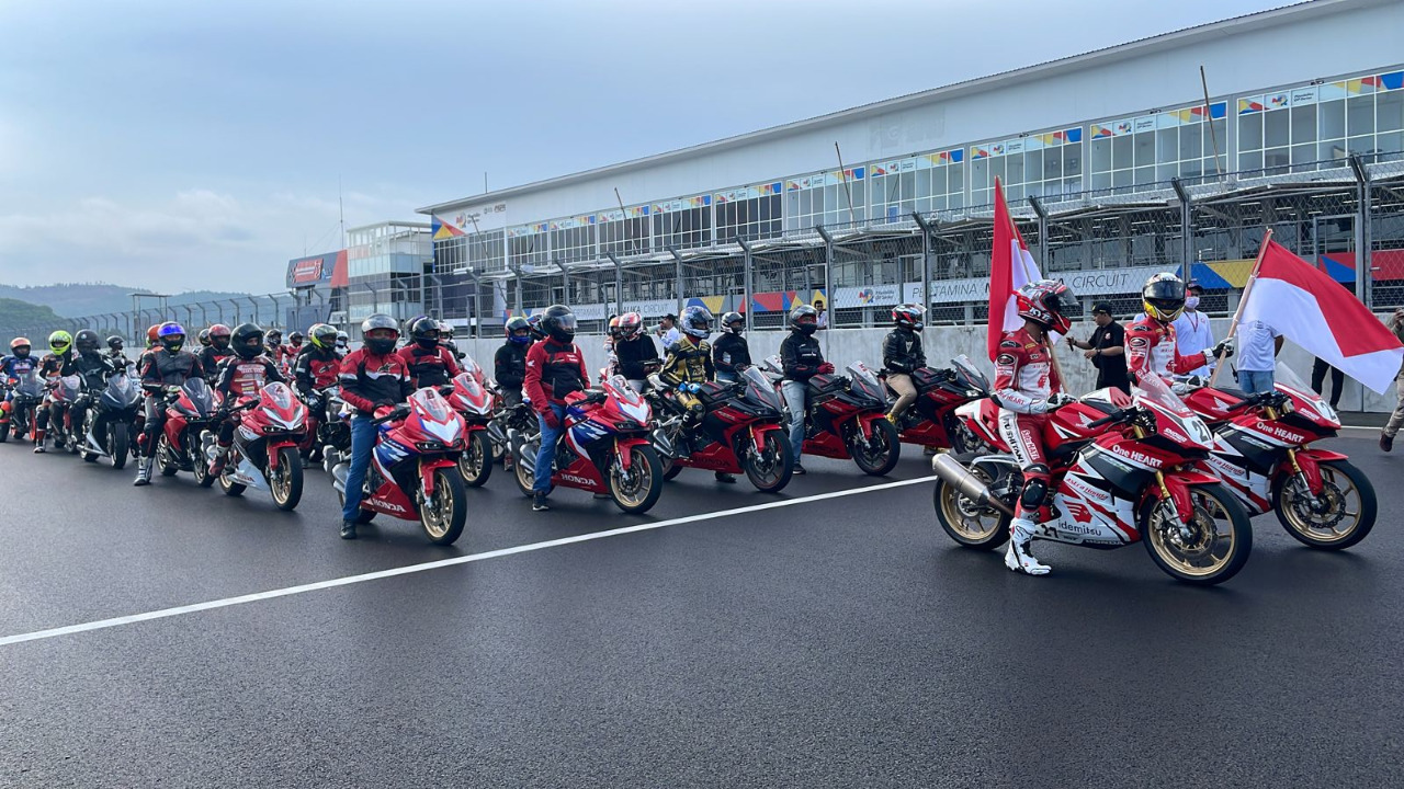 Komunitas Honda Dapat Pengalaman Seru Jajal Sirkuit Mandalika di CBR Track Day