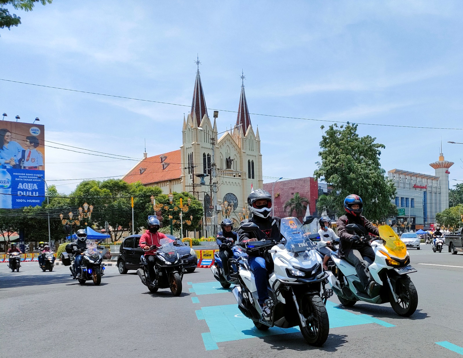 ADV160 Weekend Ride Bersama Pecinta Skutik Penjelajah Nyaman di Segala Medan
