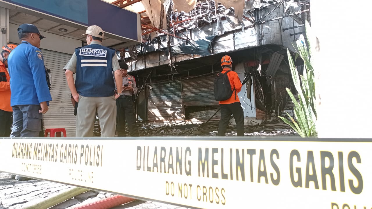 Polisi Periksa Tiga Saksi Terkait Kebakaran Malang Plaza