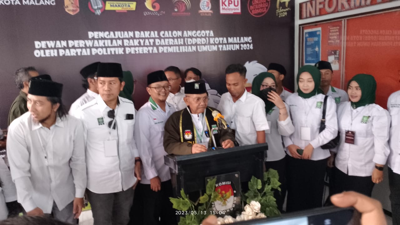 DPC PKB Kota Malang Daftarkan Bacaleg Diiringi Musik Hadrah