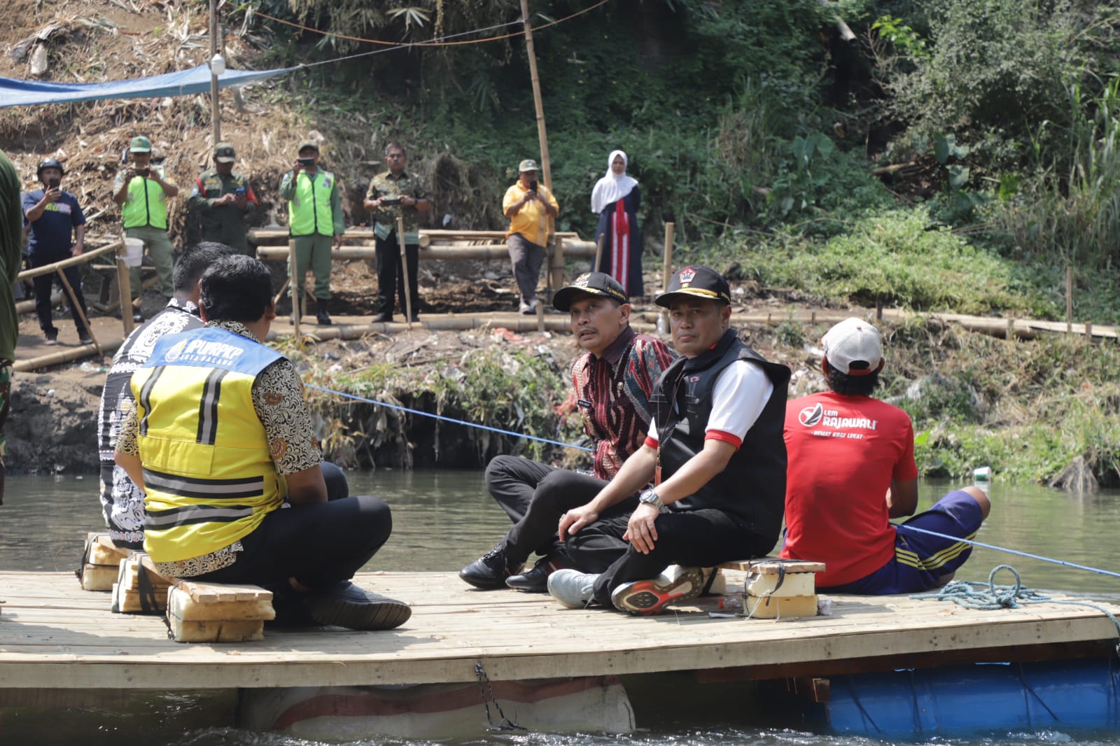 Perahu Getek Berbahaya, Pj Wali Kota Malang Siapkan Kendaraan Antar Jemput Siswa