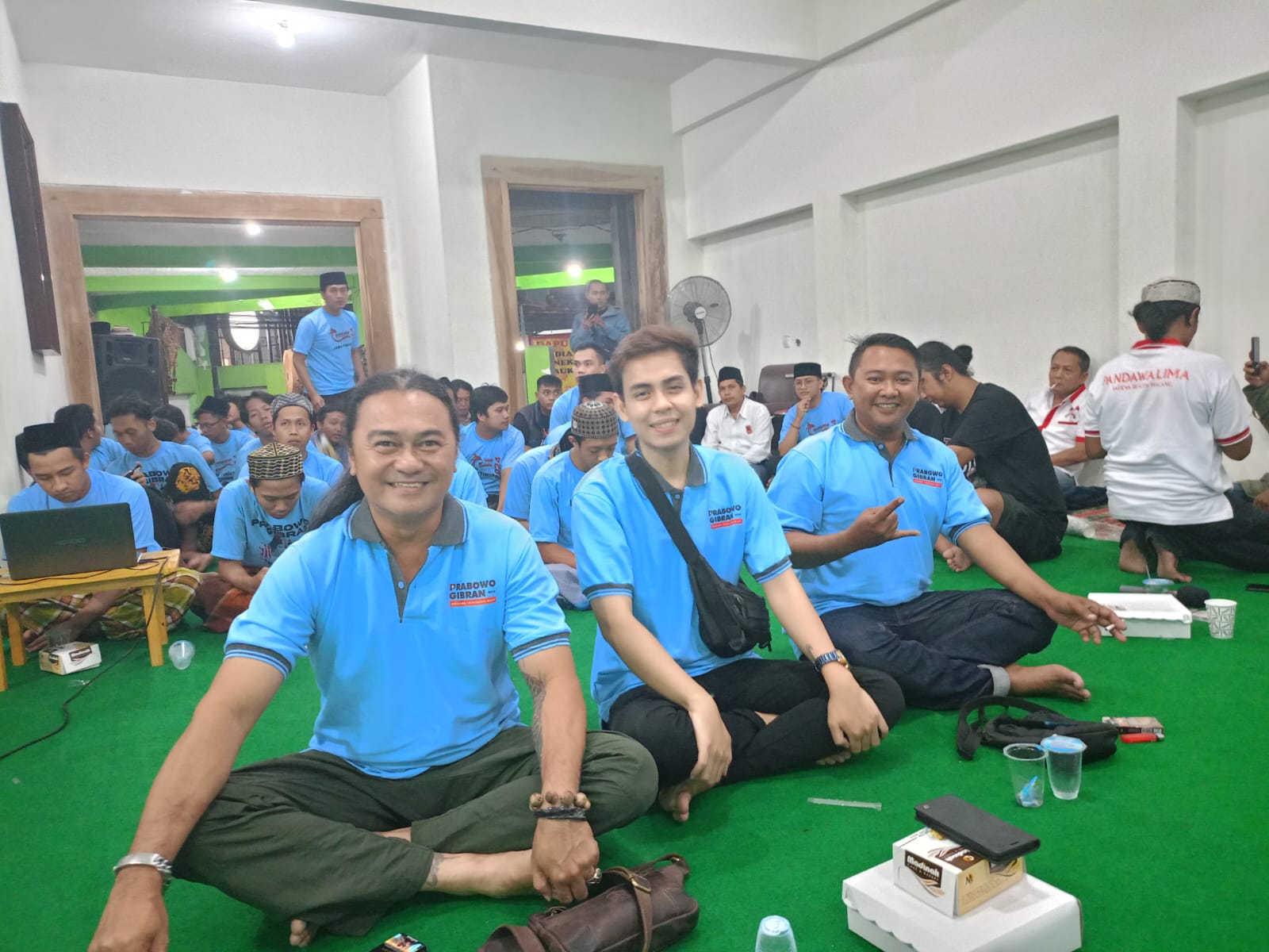 Lima Kelompok Relawan Kompak Nobar Debat Capres Dukung Prabowo – Gibran