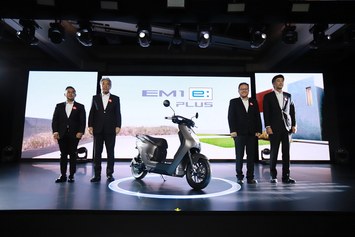 AHM Umumkan Harga Motor Listrik Honda EM1 e: dan EM1 e: PLUS