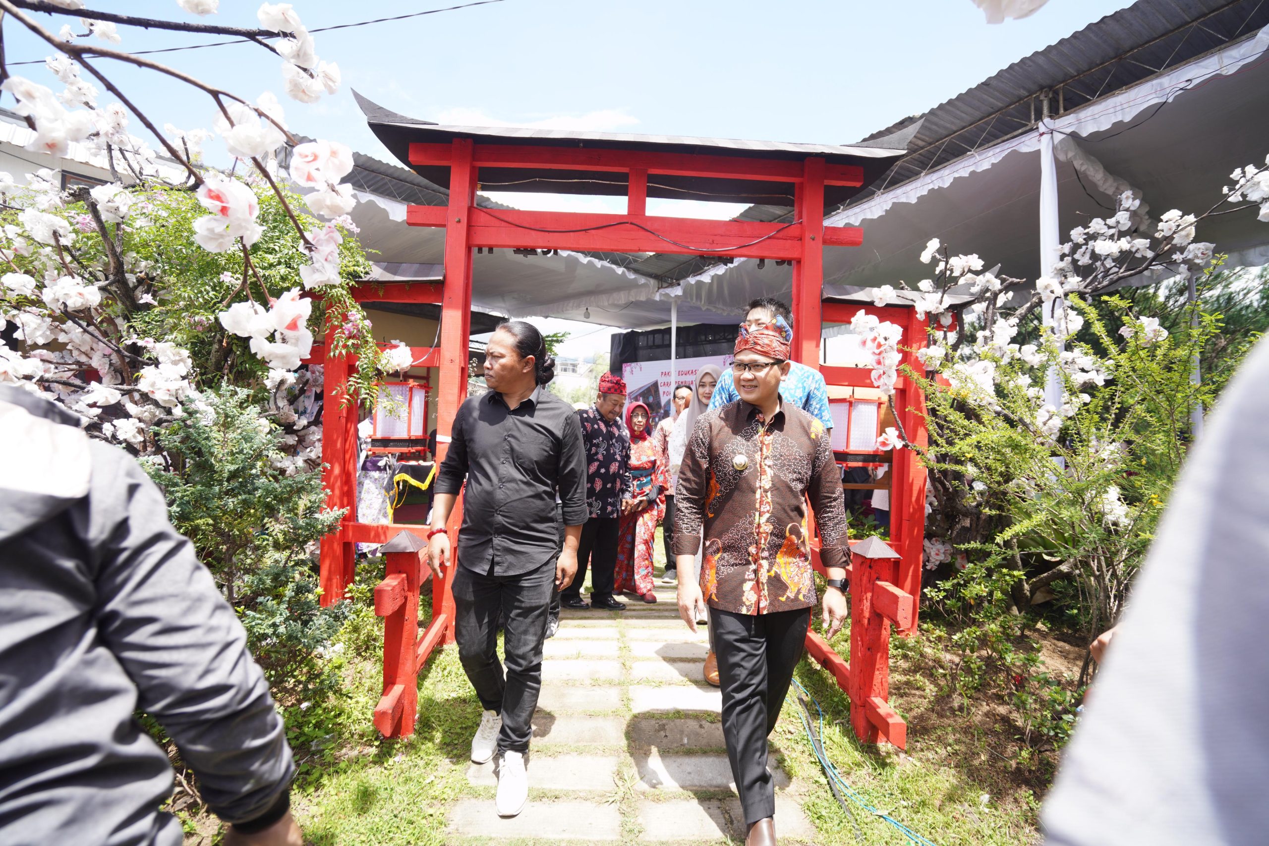 Festival Kampung Sakura Sidomulyo, Wujud Pertumbuhan Desa Wisata di Jatim