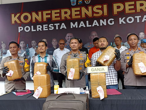 Polresta Malang Kota Gagalkan Peredaran Ganja 42 Kilogram dari Sumatera