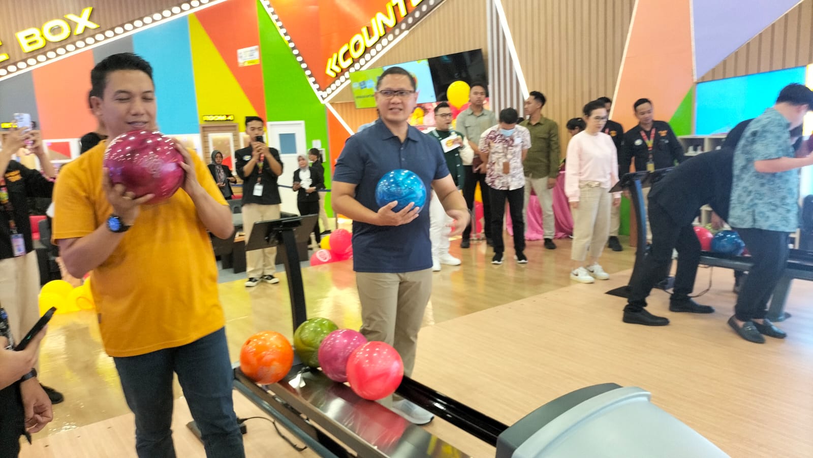 Pertama di Malang Raya, Happy Time Lippo Plaza Batu Luncurkan Arena Permainan Bowling