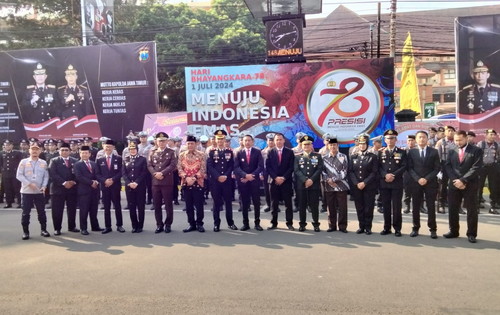 Peringatan Hari Bhayangkara ke-78, Pj Wahyu Hidayat Apresiasi Prestasi Polresta Malang Kota