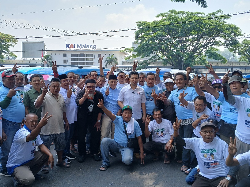 Emil Dardak Perjuangkan Angkot di Malang Tetap Eksis