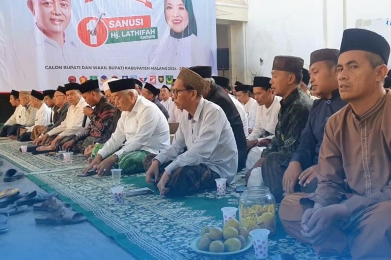 Kiai Bareng-bareng Doa di Rumah Sanusi, Beri Dukungan Agar Lancar Pilkada Kabupaten Malang