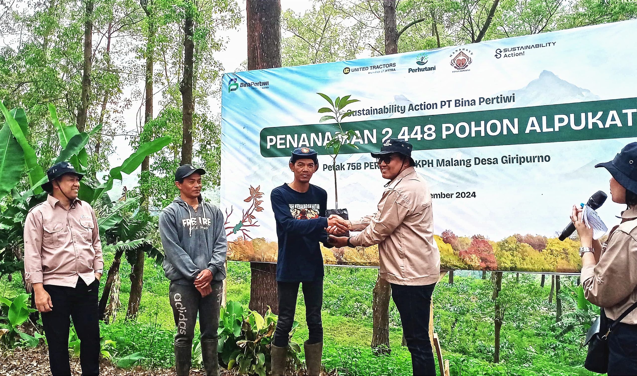 Wujudkan Zero Emisi, PT Bina Pertiwi ‘Hijaukan’ Lereng Gunung Arjuno