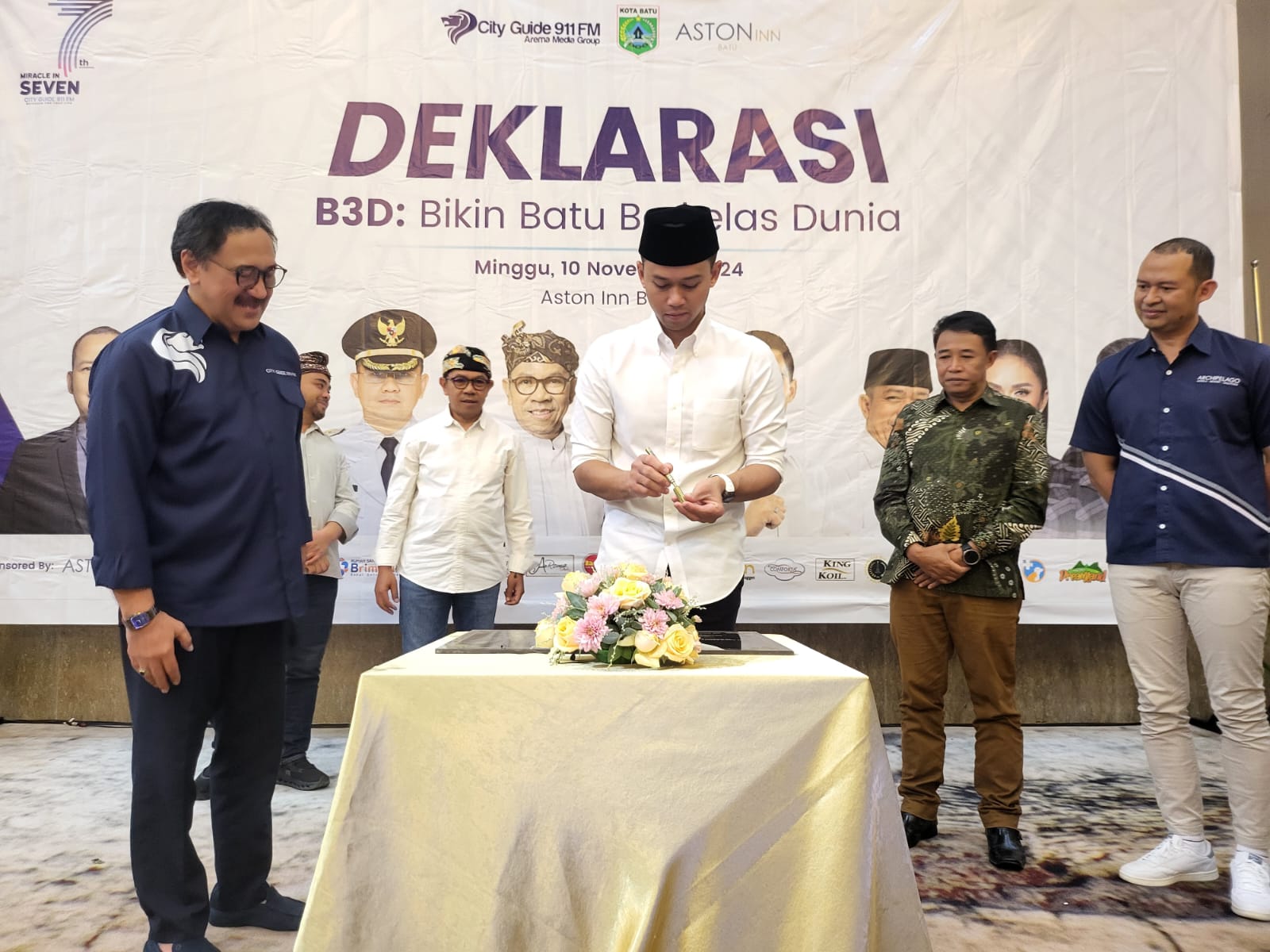 Paslon GURU Berkomitmen Bikin Batu Berkelas Dunia