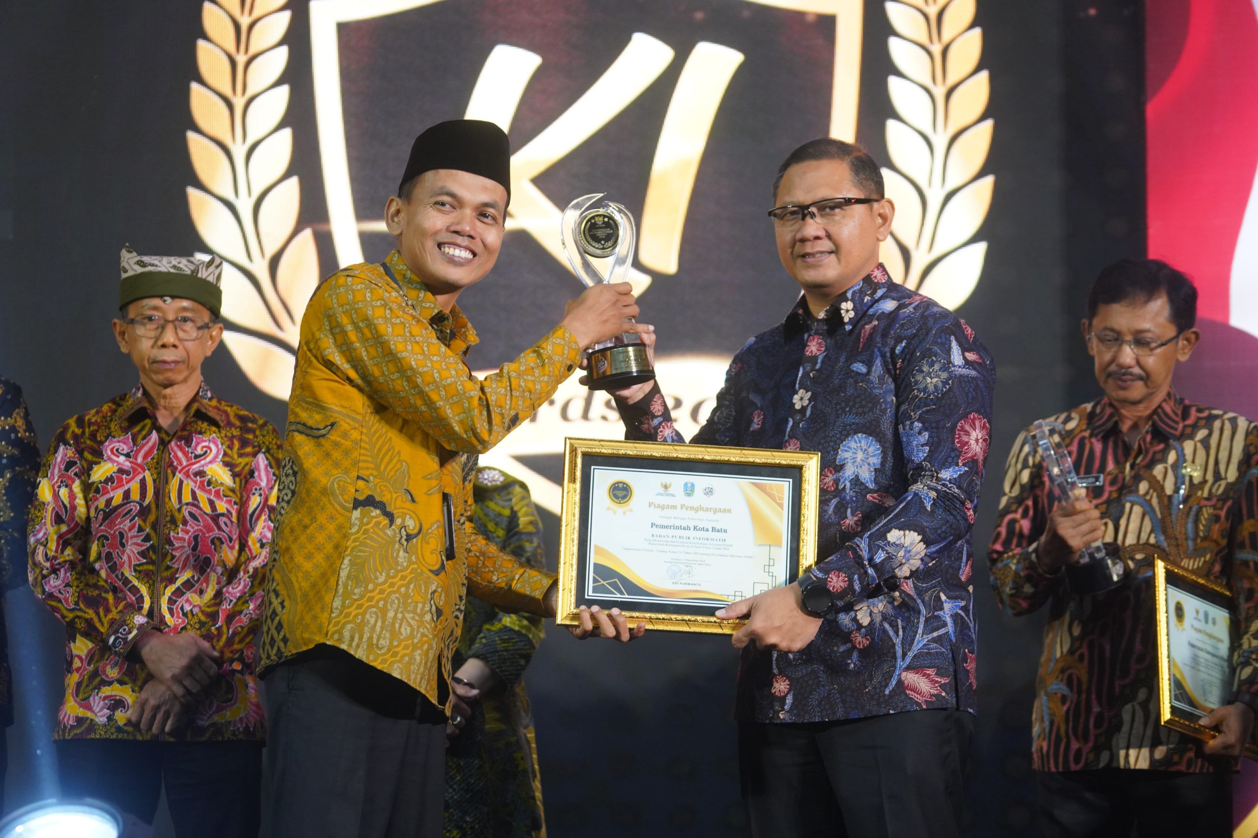 Raih KI Award 2024, Pemkot Batu Dinyatakan sebagai Badan Publik Informatif