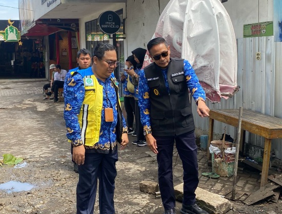 Drainase Suhat Banyak Tumpukan Sampah, Wahyu Minta Normalisasi Saluran Air