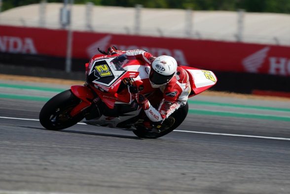 Astra Honda Racing Team Siap Tampil di Tiga Kelas ARRC 2025, Incar Juara di ASB1000
