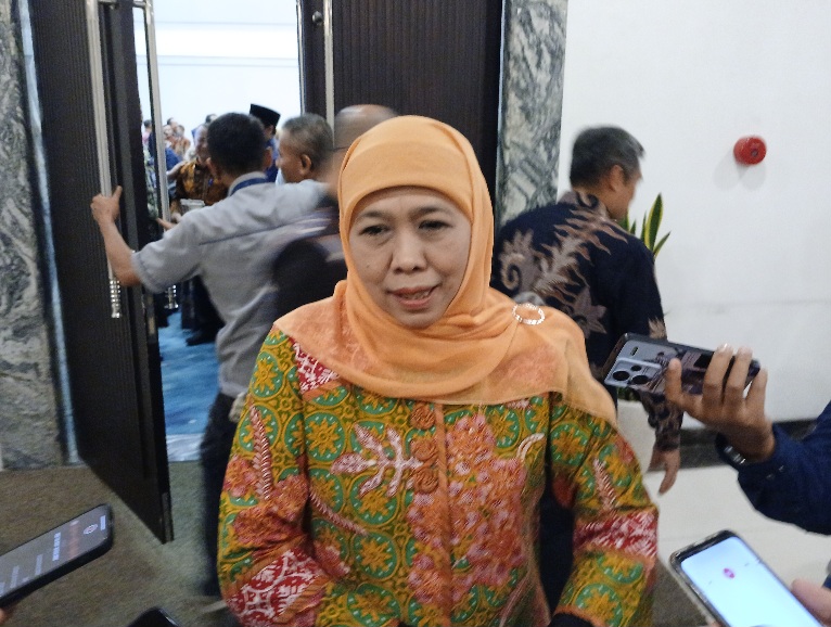 SPMB 2025 Jadi Sorotan, Khofifah Siapkan Pakta Integritas Demi Penerimaan Siswa yang Bersih