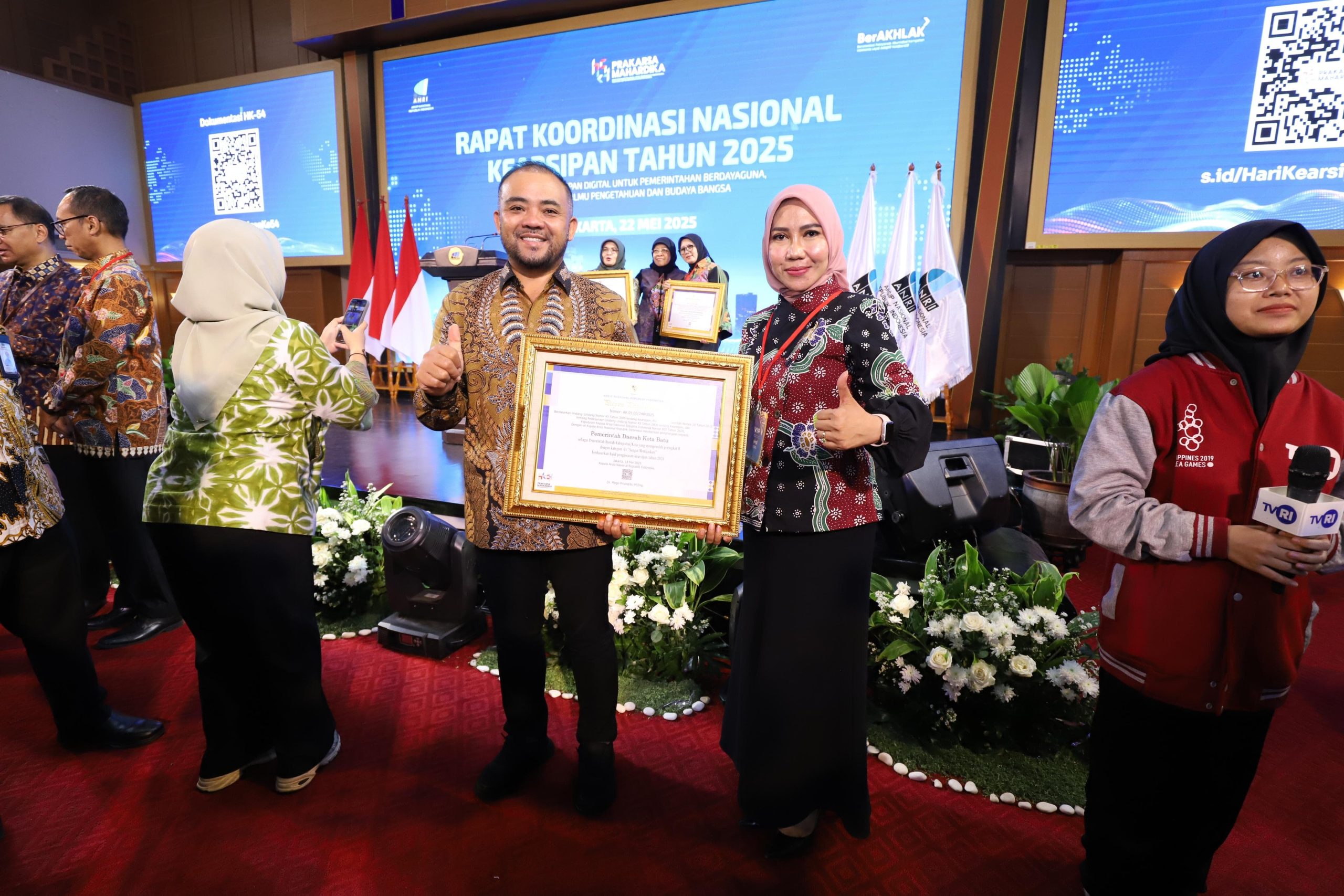 Disperpusip Batu Raih Penghargaan Tingkat Regional dan Nasional