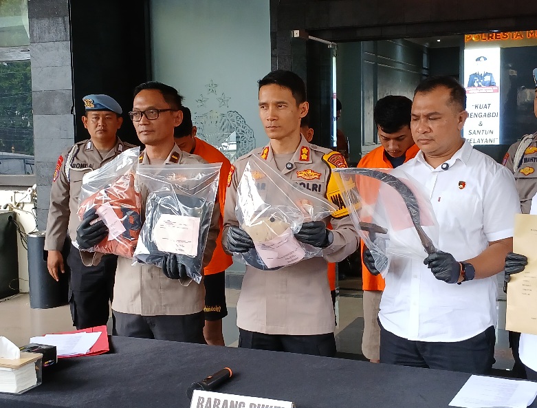 Dua Pelajar Terlibat Pengeroyokan di Kafe, Korban Diserang Pakai Palu dan Celurit