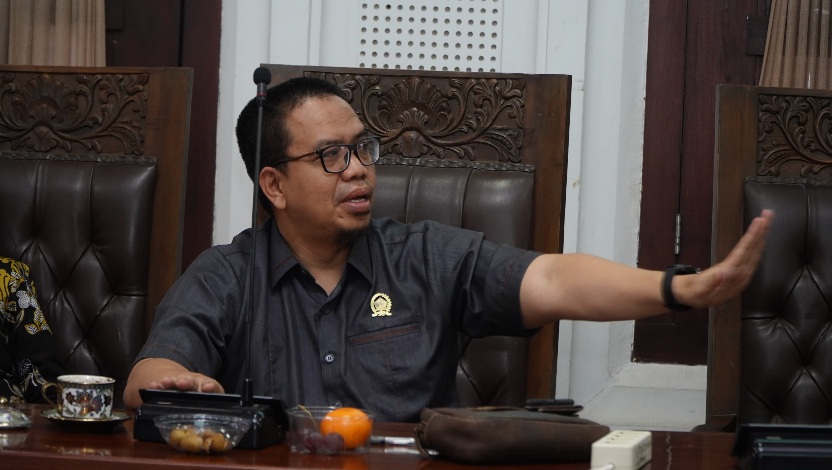 Komisi B DPRD Kota Malang Desak Pemkot Segera Tertibkan Retribusi Pasar dan PKL Liar
