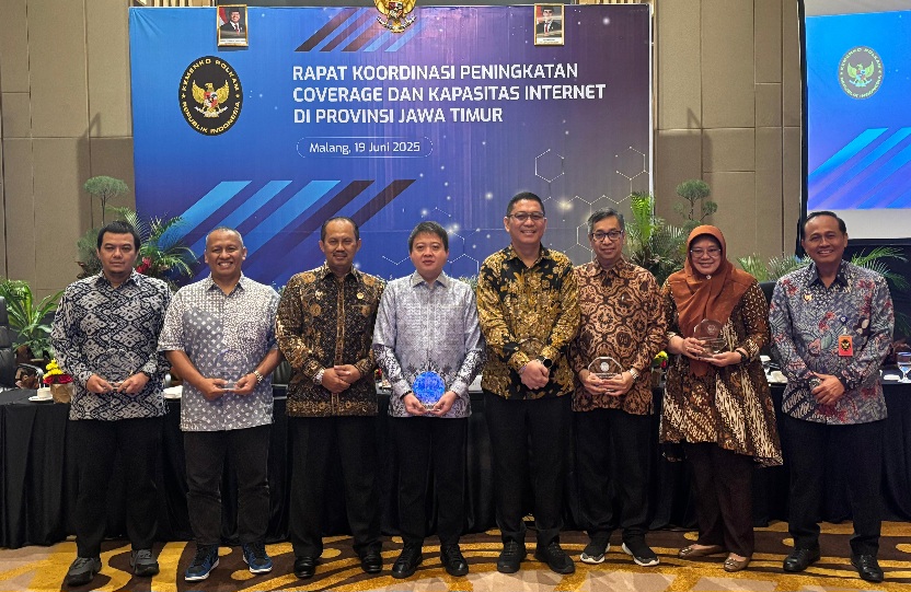 Kemenko Polkam Dorong Regulasi Antar Daerah untuk Perluas Akses Internet di Jatim