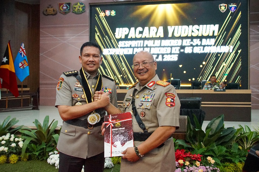 Kombes Budi Hermanto Sabet Dua Penghargaan di Yudisium Sespimti Polri Dikreg 34 Tahun 2025