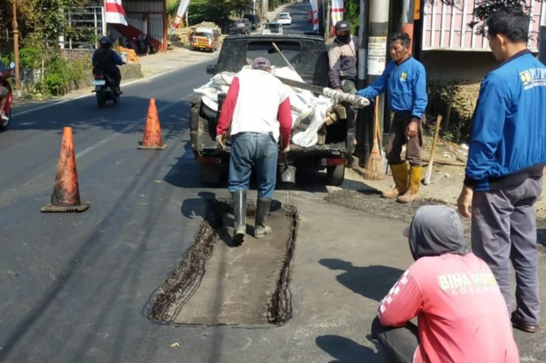 Muluskan Infrastruktur Jalan Menuju Venue Pertandingan Porprov Jatim