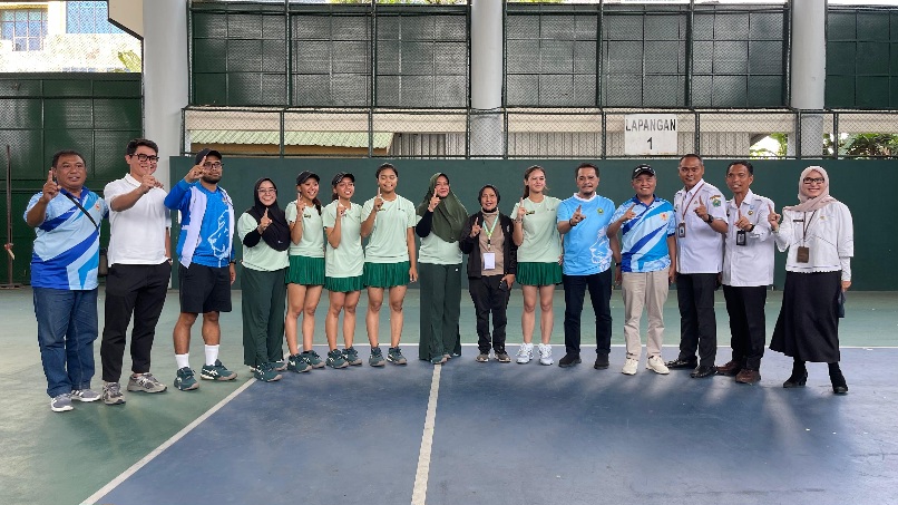 Sukses Kalahkan Blitar, Tenis Beregu Putri Angkat Medali Emas