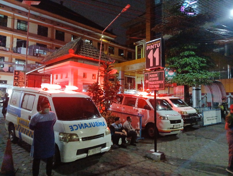 Gas Air Mata Bikin Pasien RS Saiful Anwar Ketakutan