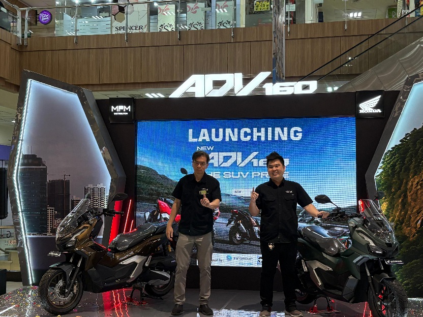 Launching New Honda ADV160 Menarik Perhatian Pengunjung Matos